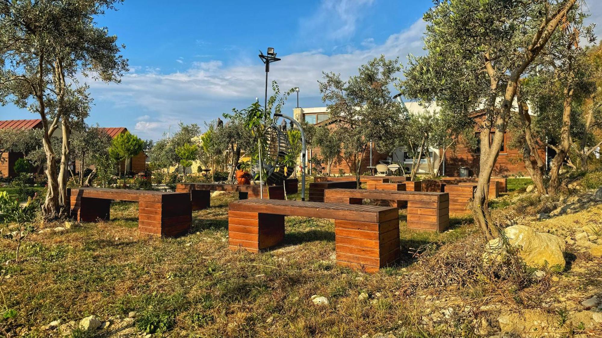 Luna Home Club Samandag Luaran gambar